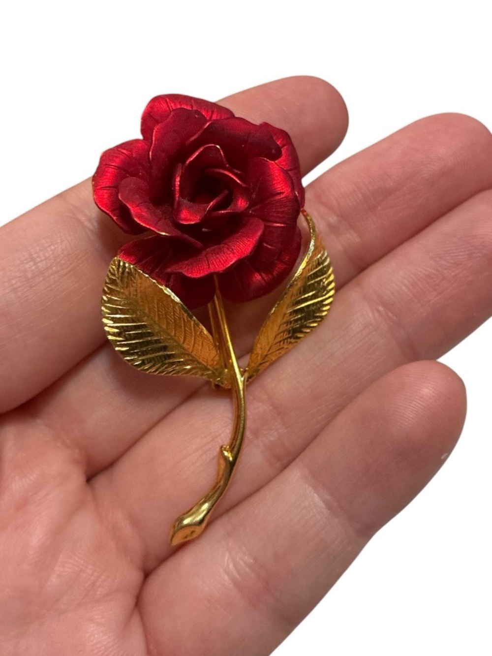 Cerrito Red Rose Gold-Tone Brooch